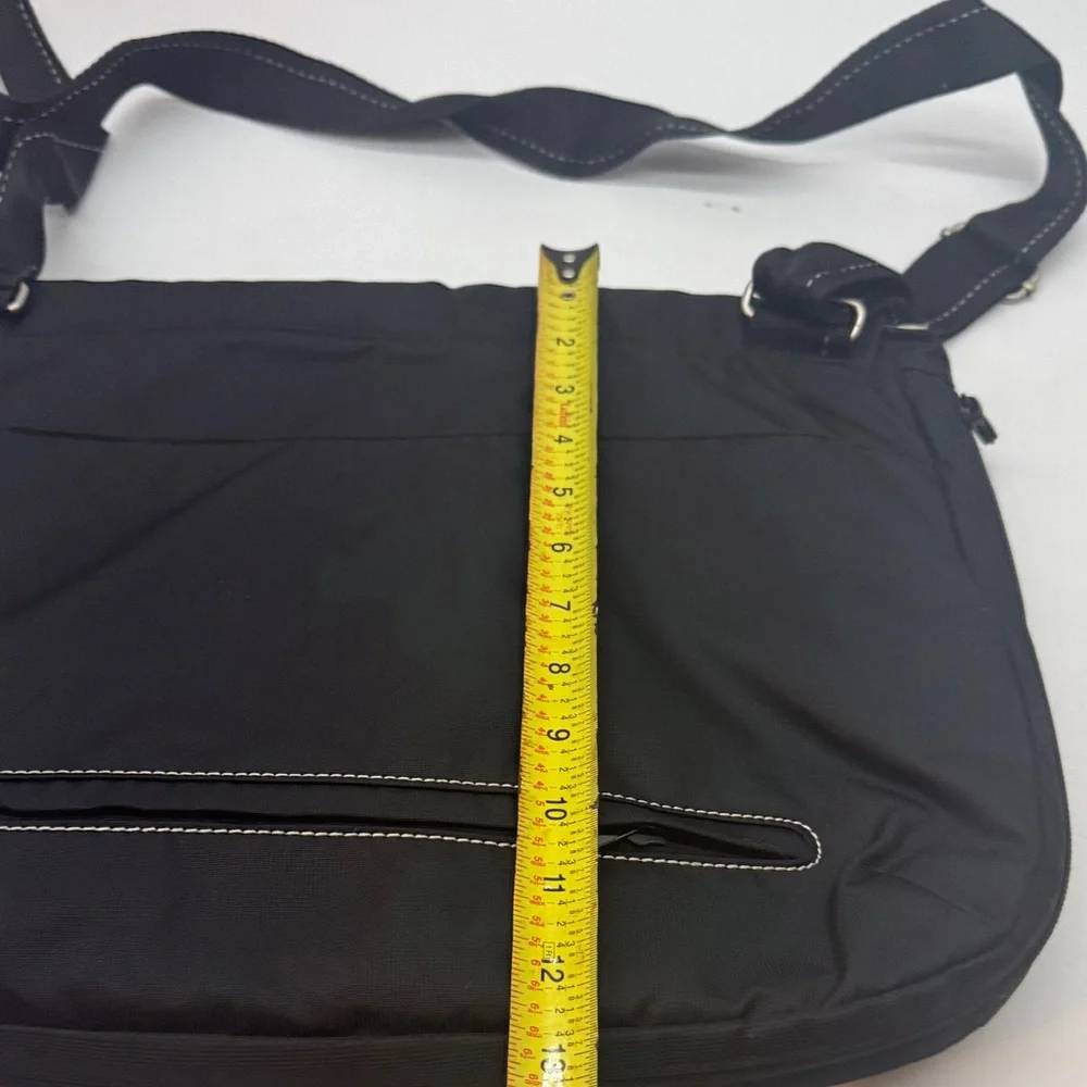 Sherpani Black and Burgundy Crossbody Bag TOT8448F